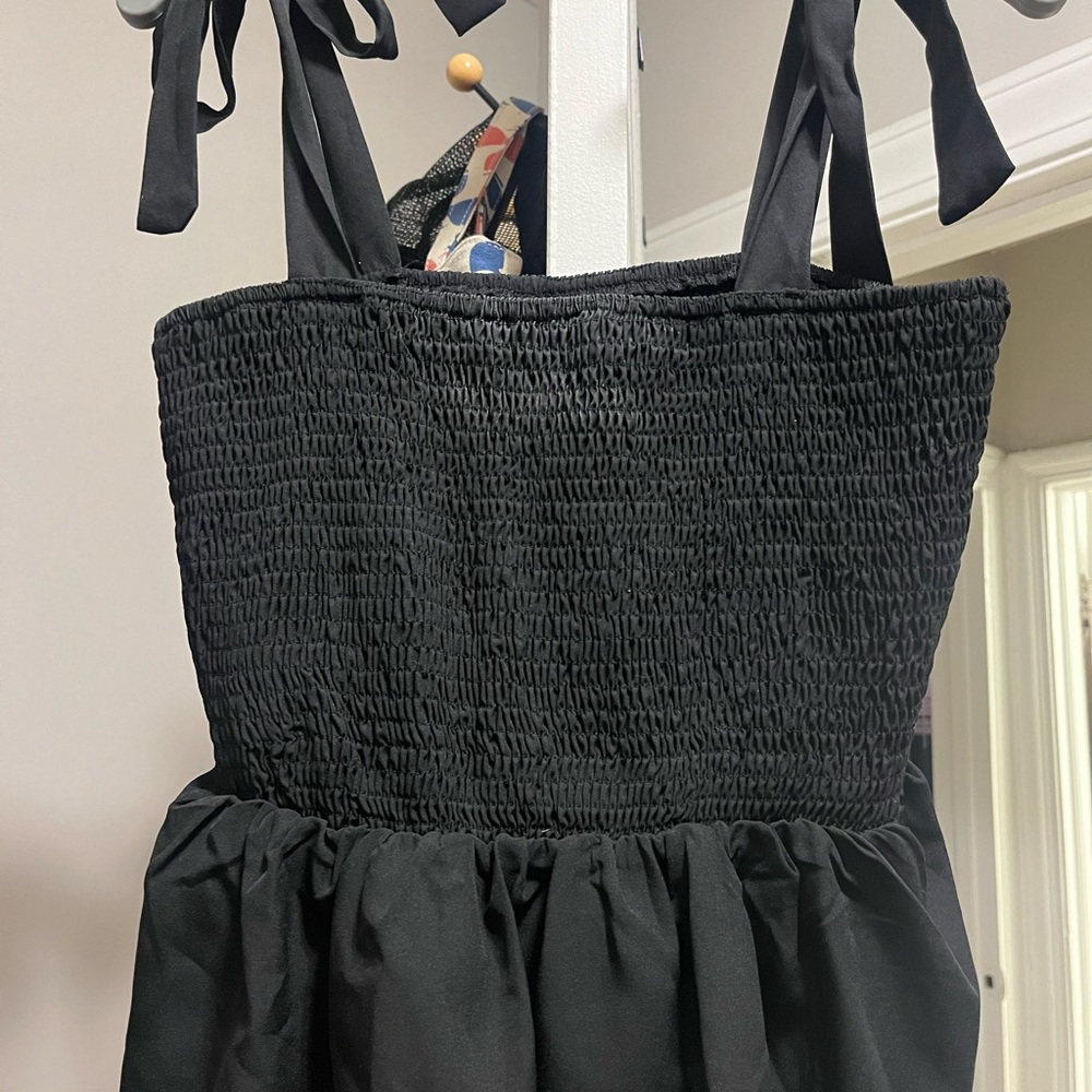 SHEIN Black Smocked Tie-Strap Blouse